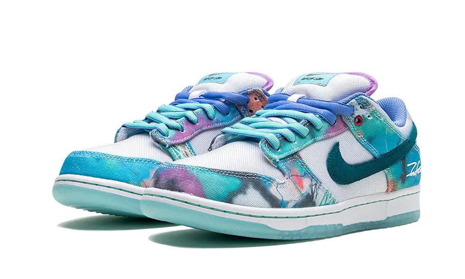 Nike SB Dunk Low Futura Laboratories Bleached Aqua