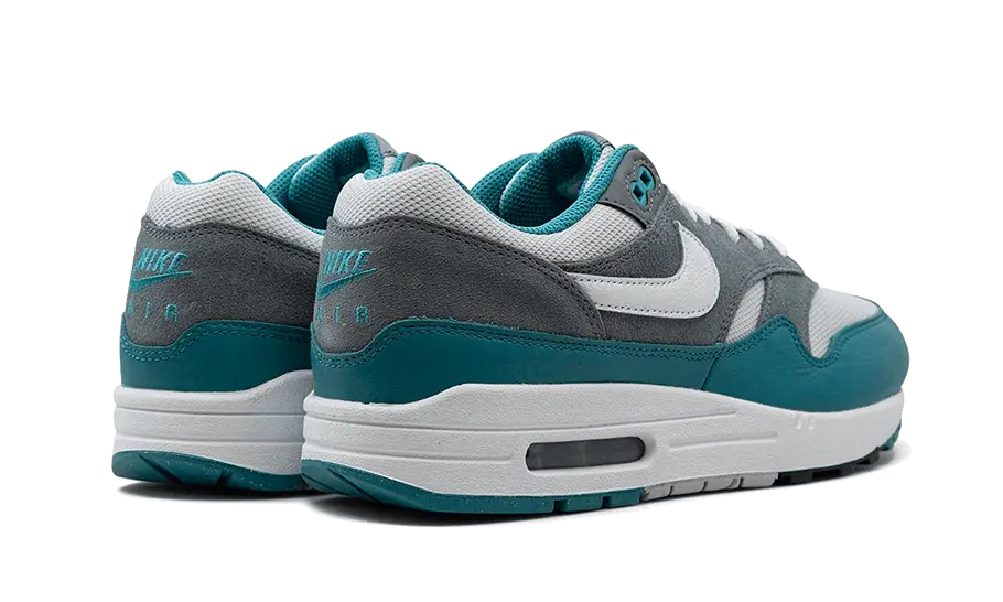 nike-air-max-1-sc-noise-aqua