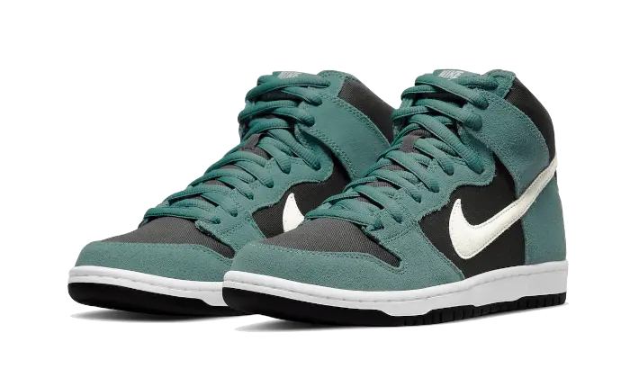 Nike SB Dunk High Green Suede