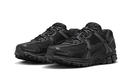 Nike Vomero 5 Triple Black