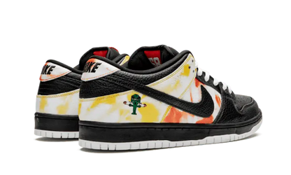 Nike SB Dunk Low Raygun Home - 304292-803